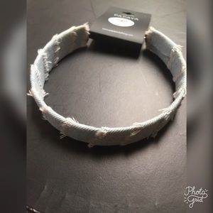 Light blue denim choker